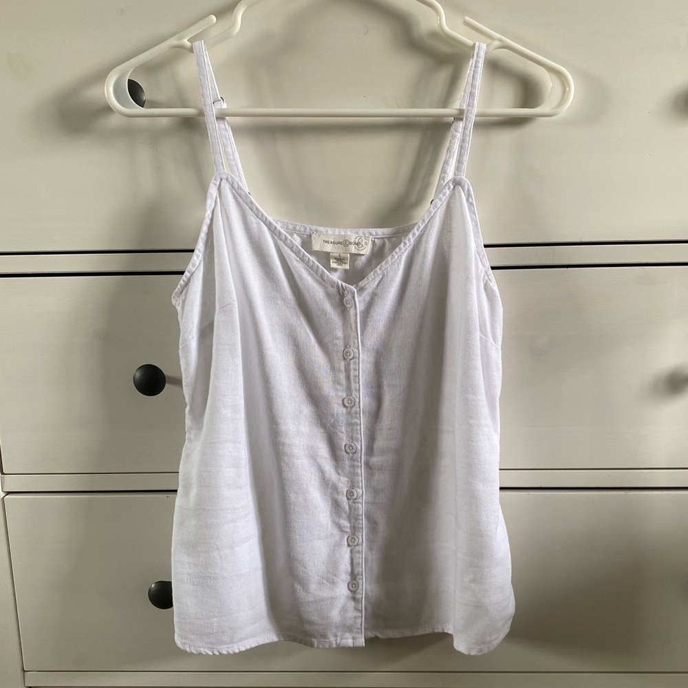 Treasure & Bond White Button Down Tank Top